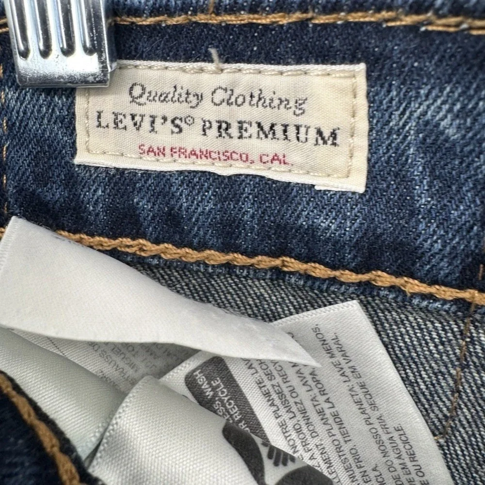 Levi's 541 Jeans Mens 34x34 Medium Blue Athletic Fit Five Pocket Solid